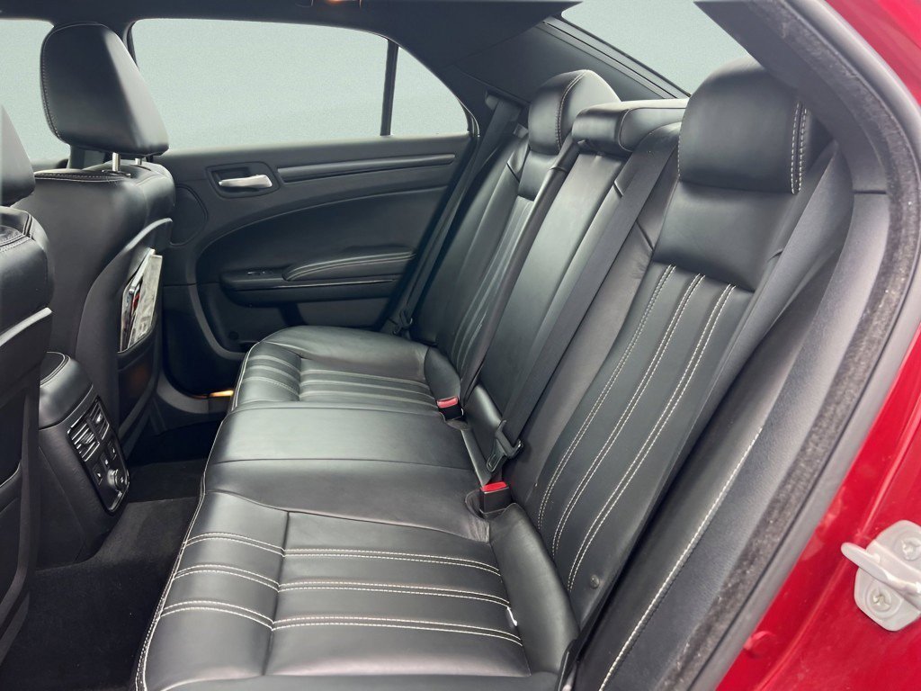Used 2014 Chrysler 300 S w/ Luxury Group image 16