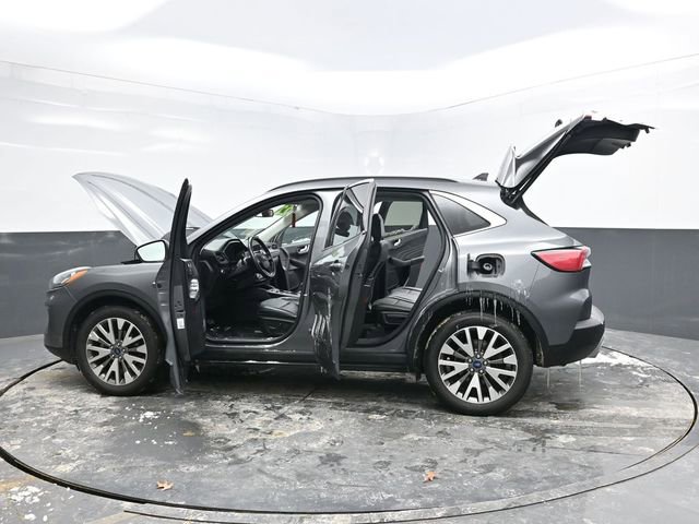 Used 2022 Ford Escape Titanium image 41