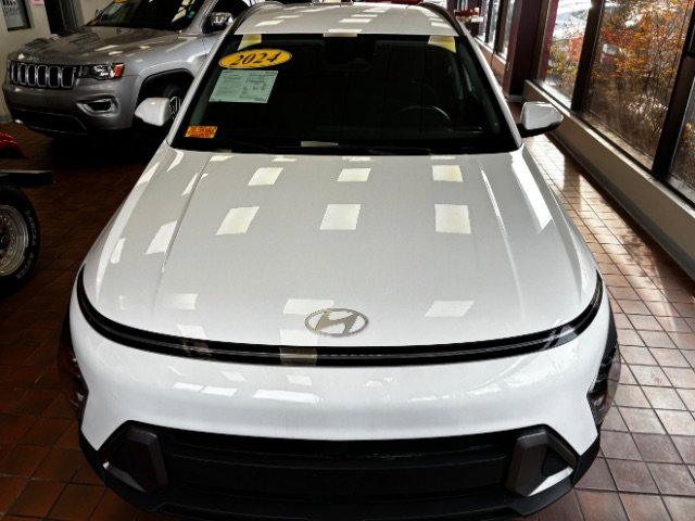 Used 2024 Hyundai Kona SEL image 6