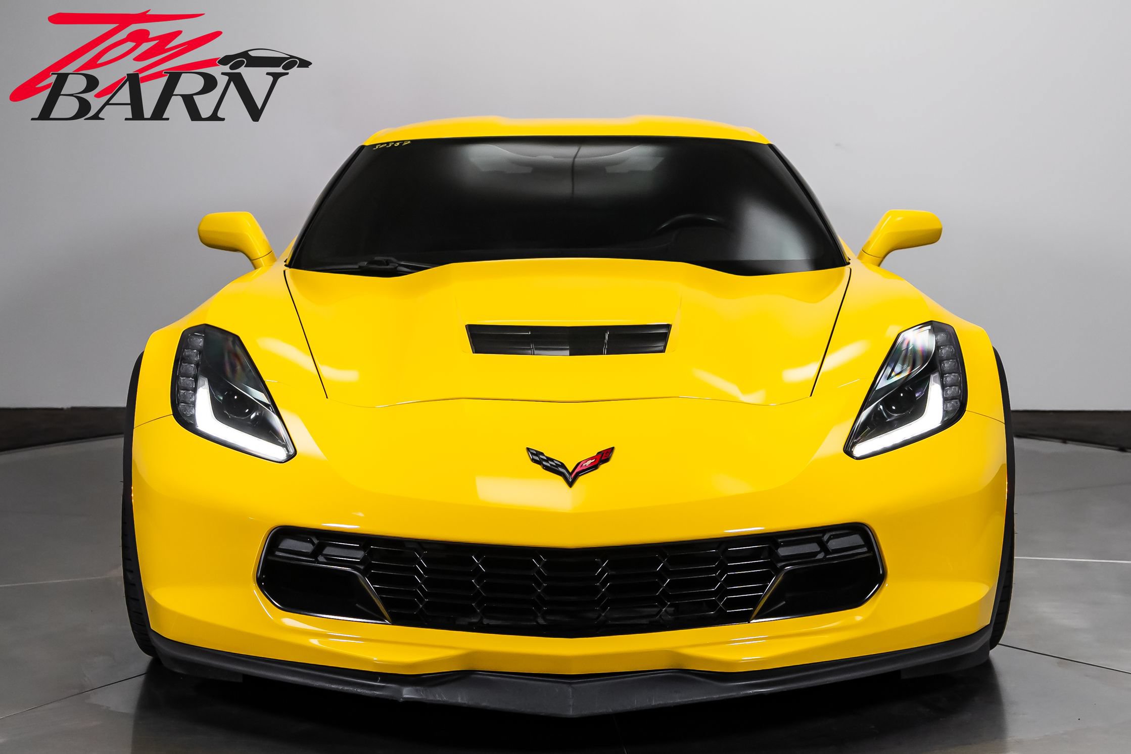 Used 2019 Chevrolet Corvette Grand Sport w/ Carbon Flash Badge Package RWD image 16
