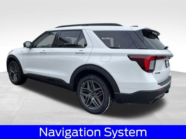New 2026 Ford Explorer ST-Line w/ ST-Line Street Pack AWD/4WD image 4