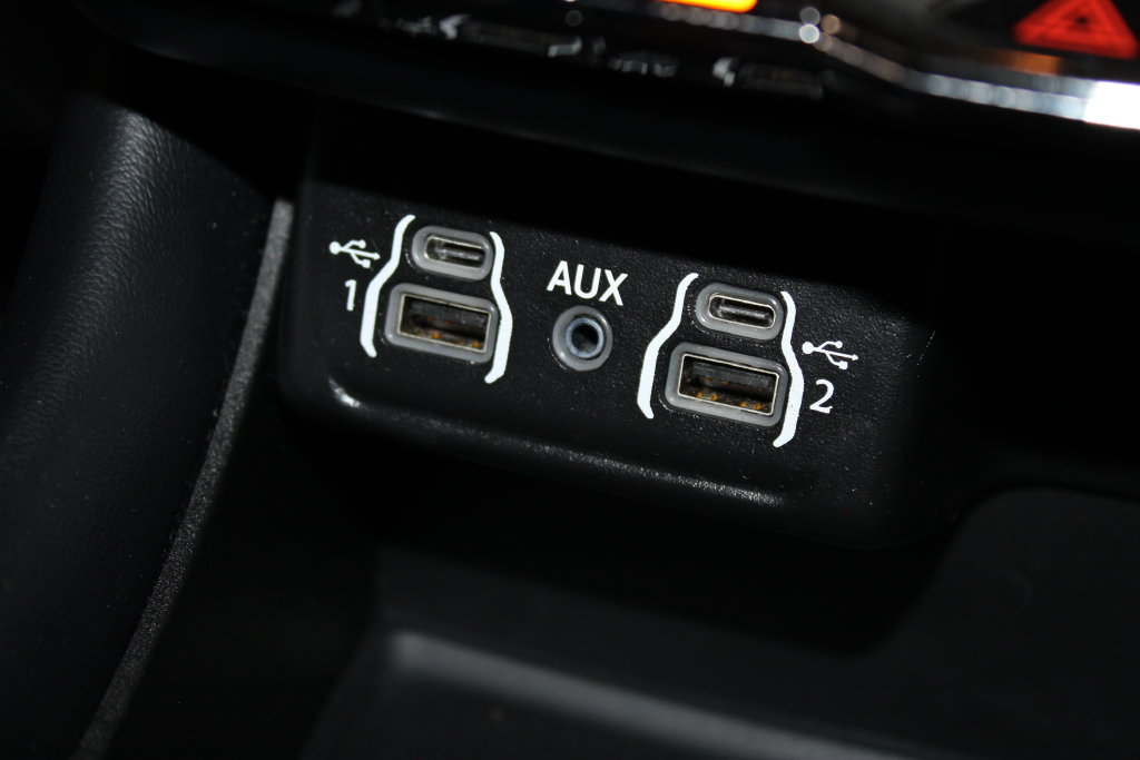 Used 2025 Dodge Durango GT RWD image 42