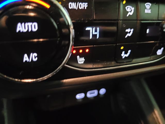 Used 2023 Chevrolet TrailBlazer LT w/ Convenience Package image 6