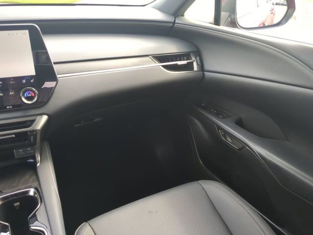 Used 2025 Lexus RX 350 Premium w/ Accessory Package (Z1) image 17