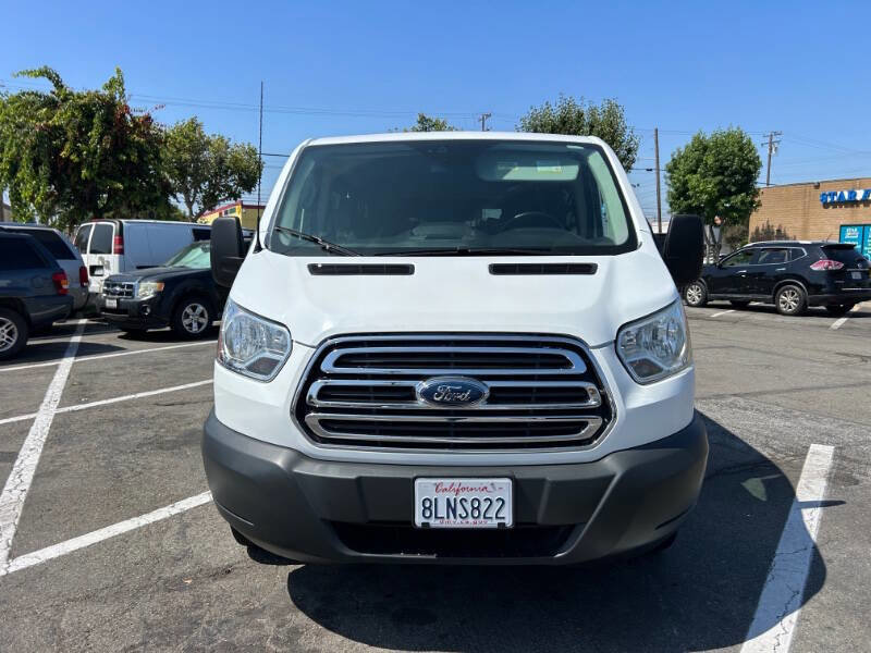 Used 2017 Ford Transit 350 XLT RWD image 2
