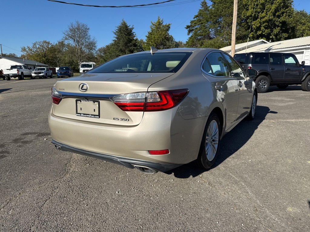 Used 2016 Lexus ES 350 w/ Premium Package w/Wood Trim image 4
