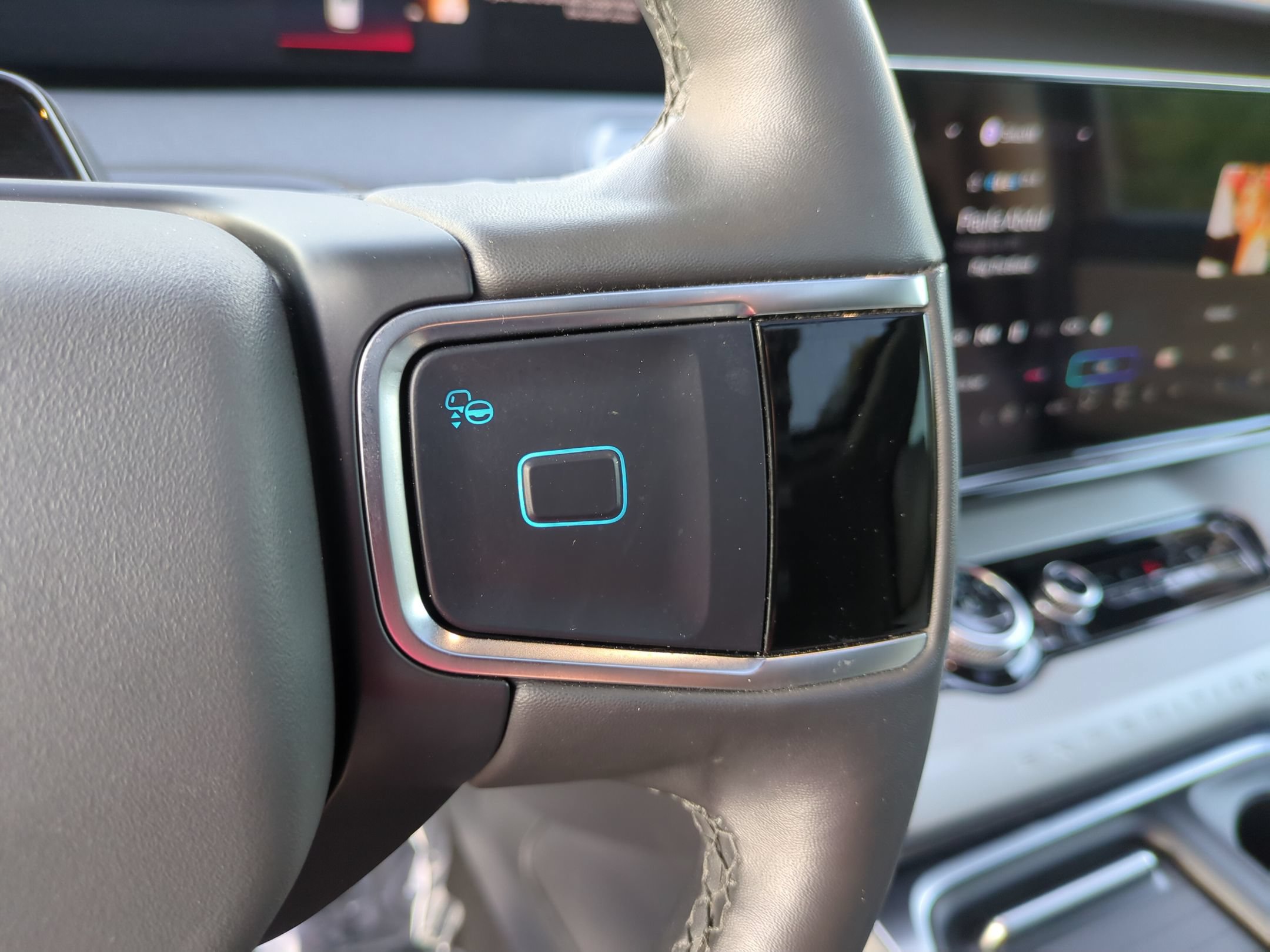 Certified 2025 Ford Expedition Active AWD/4WD image 20