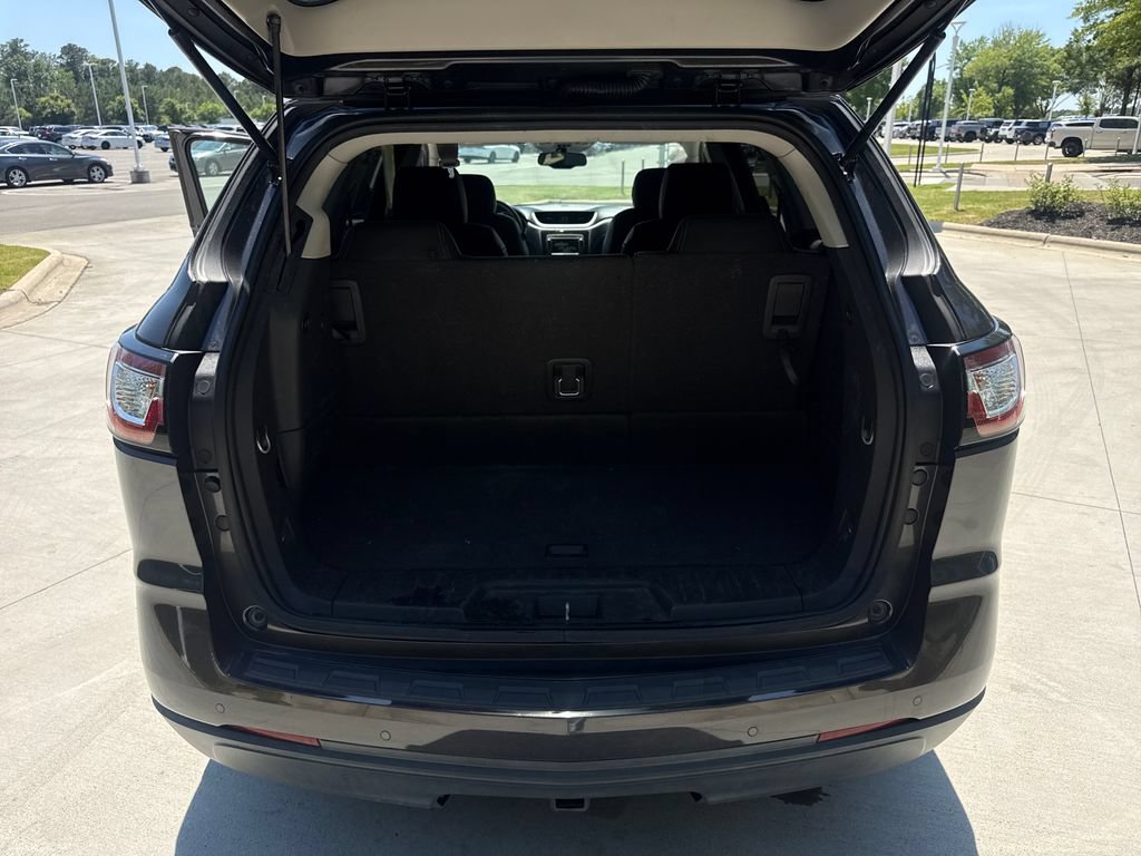 Used 2016 Chevrolet Traverse LT FWD image 32