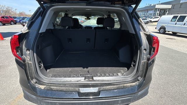 Used 2023 GMC Terrain SLE w/ Driver Convenience Package AWD/4WD image 31