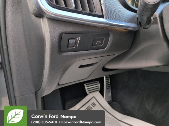 Used 2020 Volvo S90 T6 R-Design AWD/4WD image 13