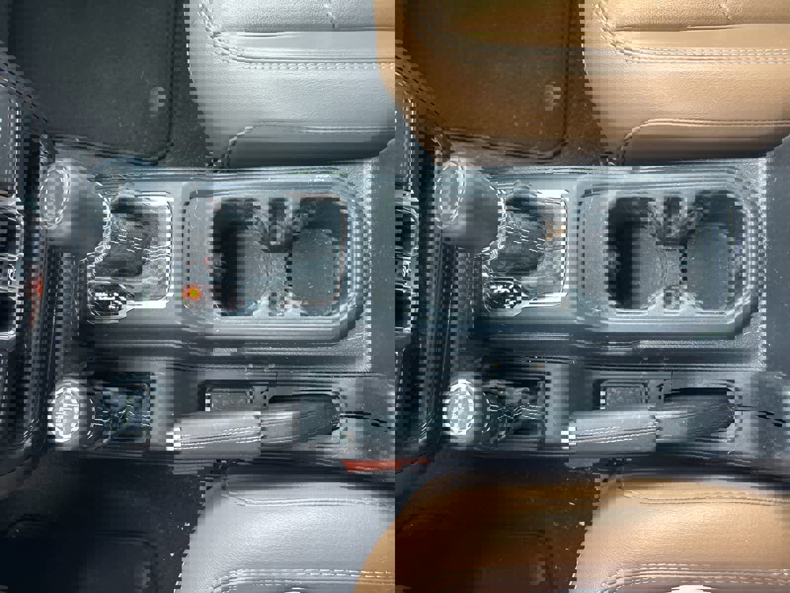 Used 2023 Jeep Wrangler Sahara image 55