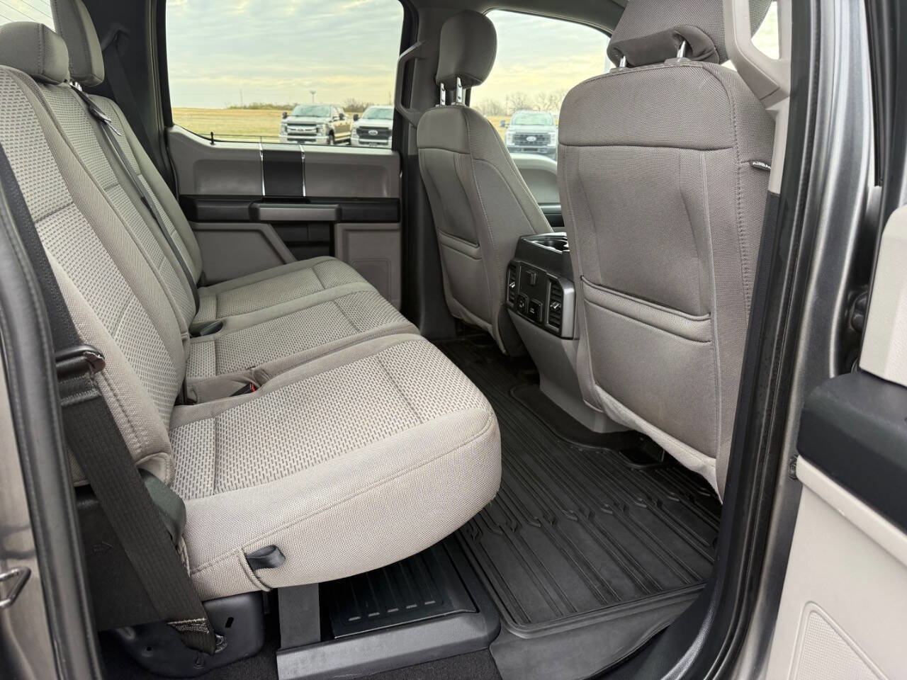 Used 2020 Ford F250 XLT w/ XLT Value Package image 32