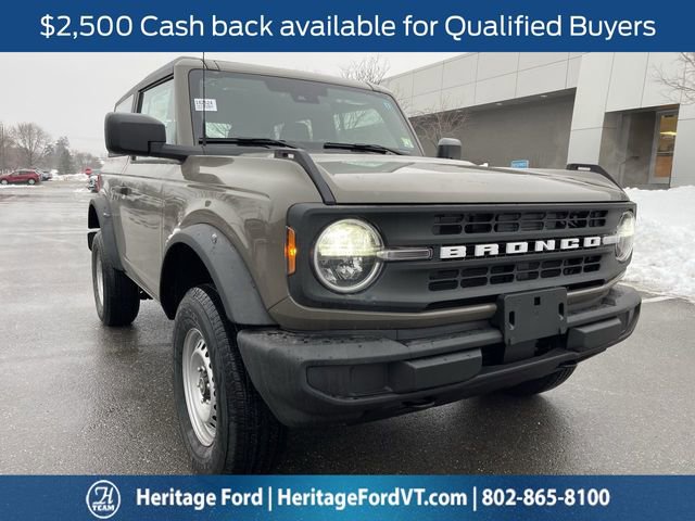 New 2025 Ford Bronco Base image 1