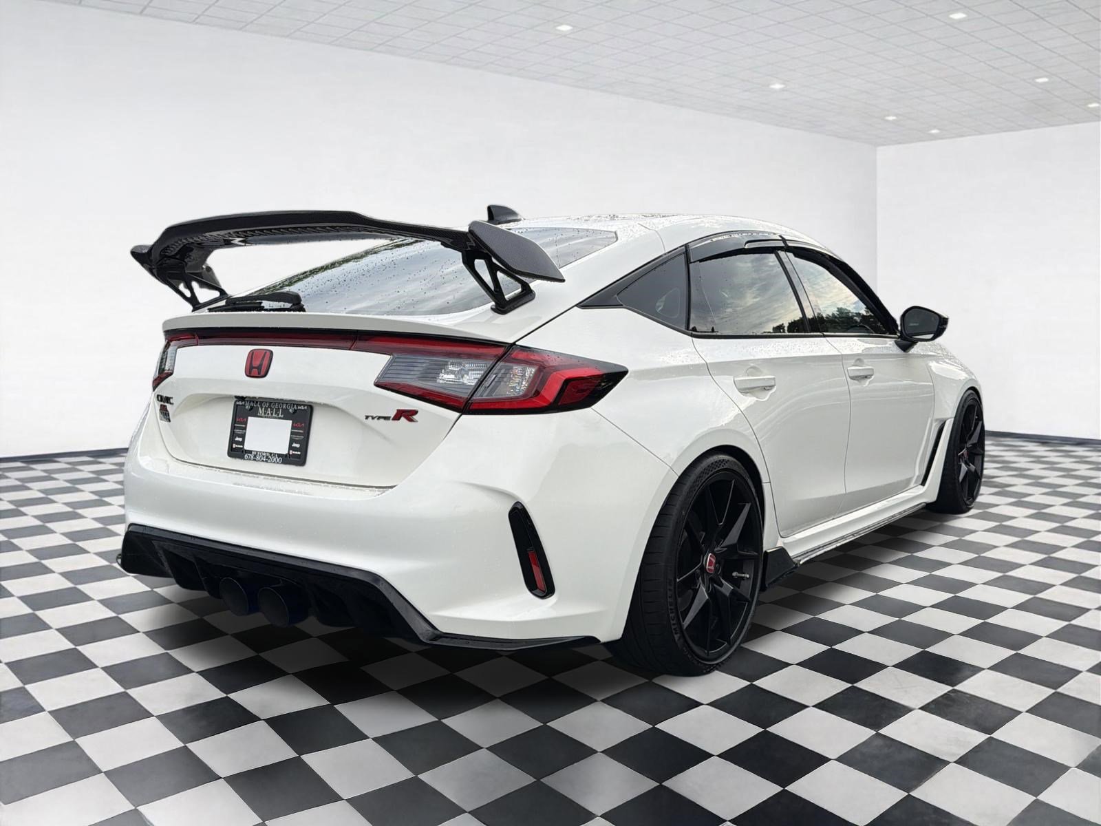 Used 2023 Honda Civic Type R image 4