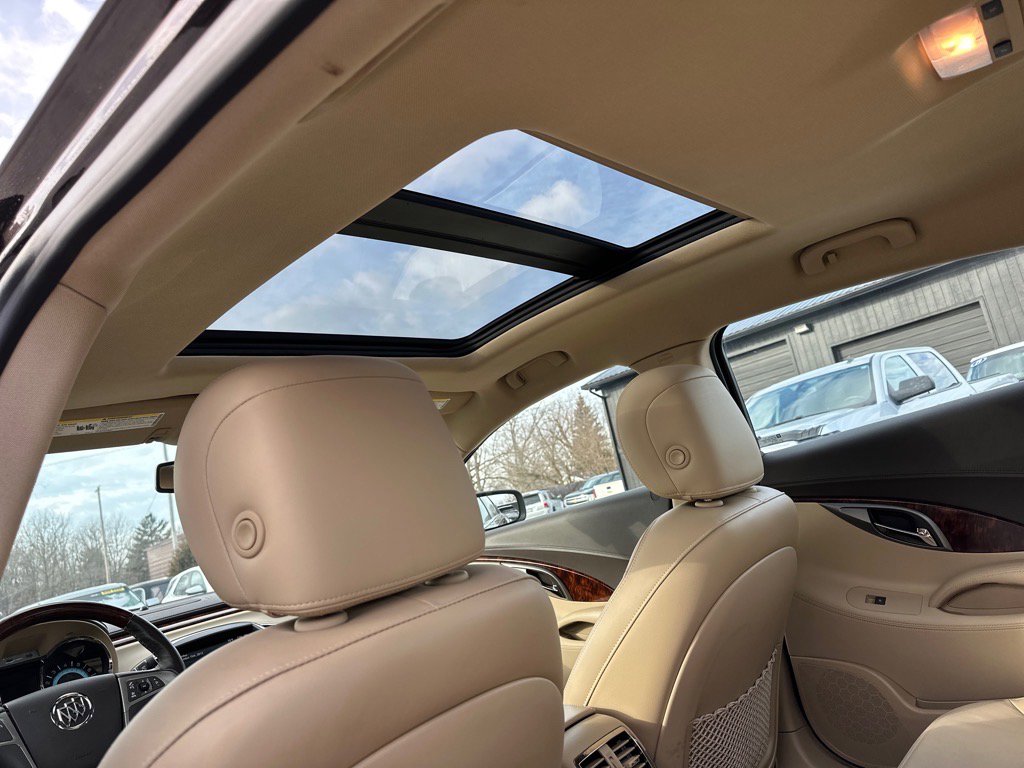 Used 2013 Buick LaCrosse Touring image 14