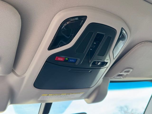 Used 2021 Subaru Outback Touring w/ Popular Package #2 image 26