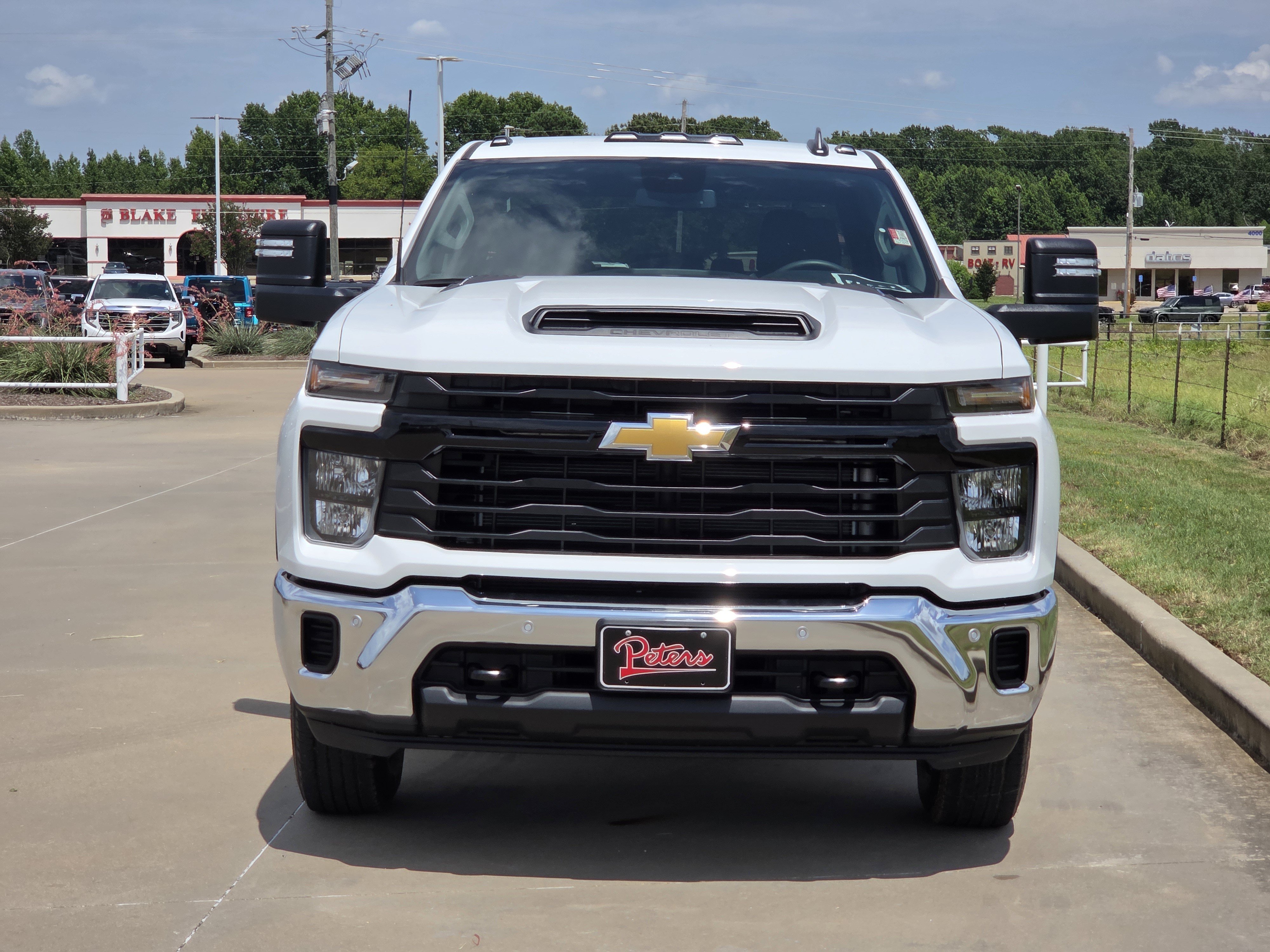 New 2026 Chevrolet Silverado 2500 W/T w/ WT/CX Safety Package AWD/4WD image 2