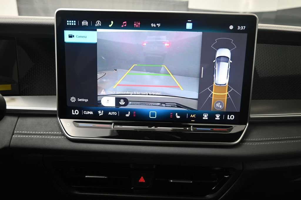 New 2026 Volkswagen Tiguan SE R-Line FWD image 12