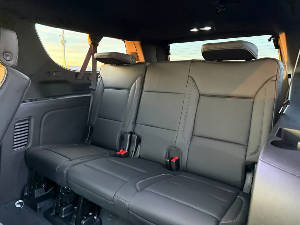 New 2026 GMC Yukon XL Denali w/ Sun & Power Step Package image 36