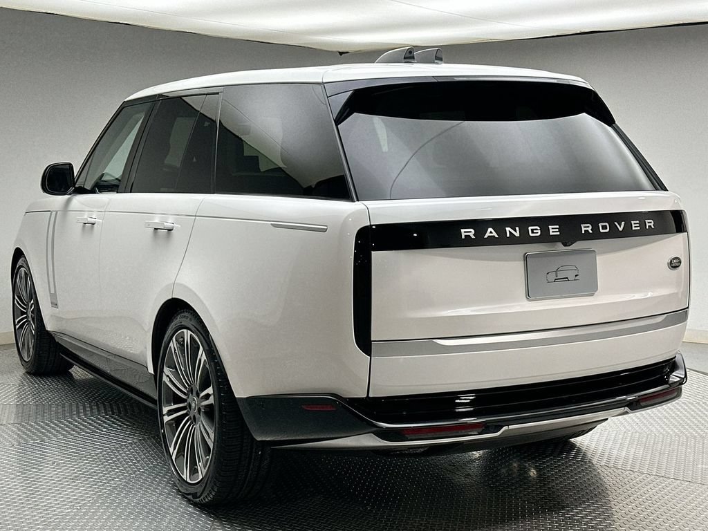 Certified 2023 Land Rover Range Rover Autobiography AWD/4WD image 11