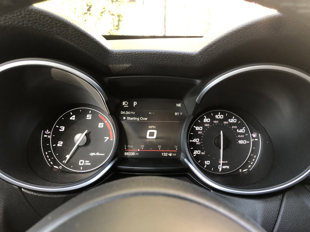 Used 2018 Alfa Romeo Stelvio Sport w/ Quick Order Package 22J Sport image 18