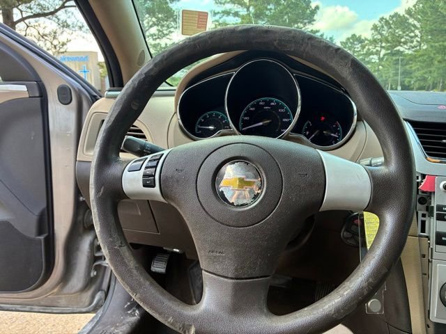 Used 2011 Chevrolet Malibu LS FWD image 12