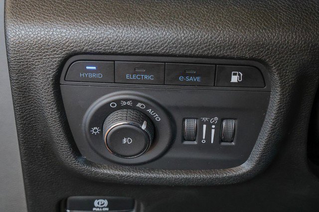 Used 2022 Jeep Grand Cherokee Limited 4xe AWD/4WD image 28