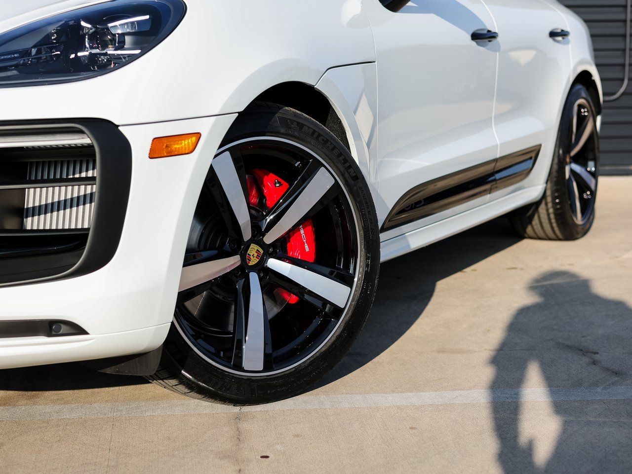 New 2026 Porsche Macan GTS image 12