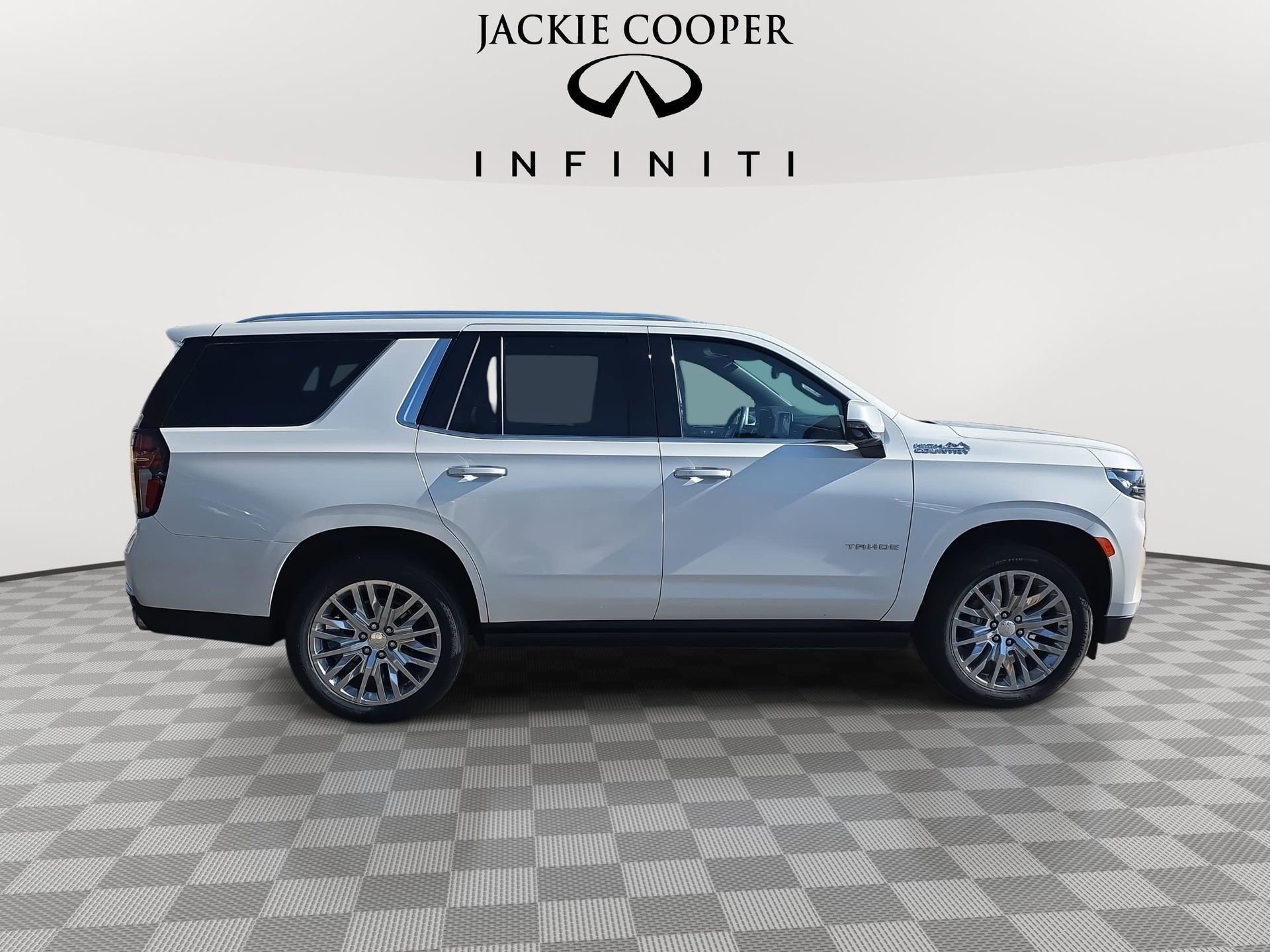 Used 2024 Chevrolet Tahoe High Country image 4