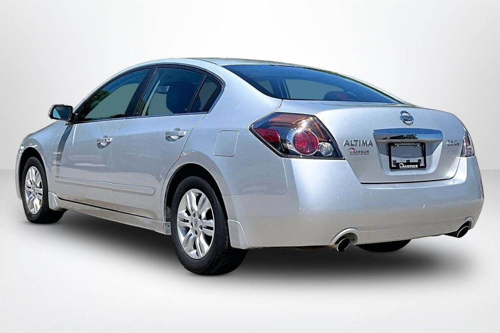 Used 2010 Nissan Altima 2.5 SL w/ SL Pkg FWD image 4
