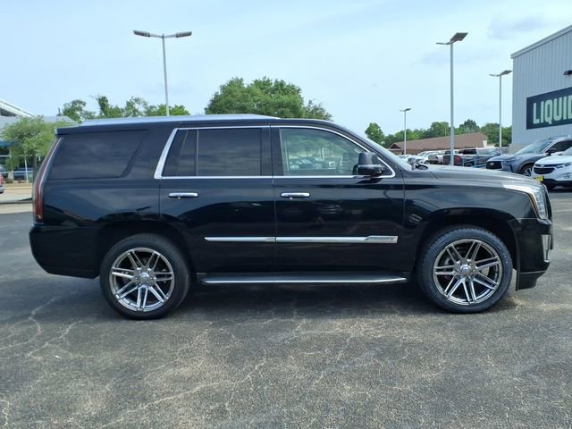 Used 2015 Cadillac Escalade Luxury RWD image 4