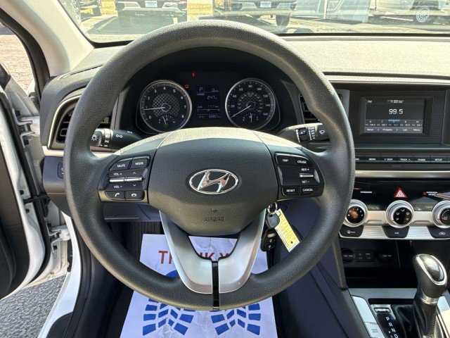 Used 2019 Hyundai Elantra SE w/ Cargo Package image 11