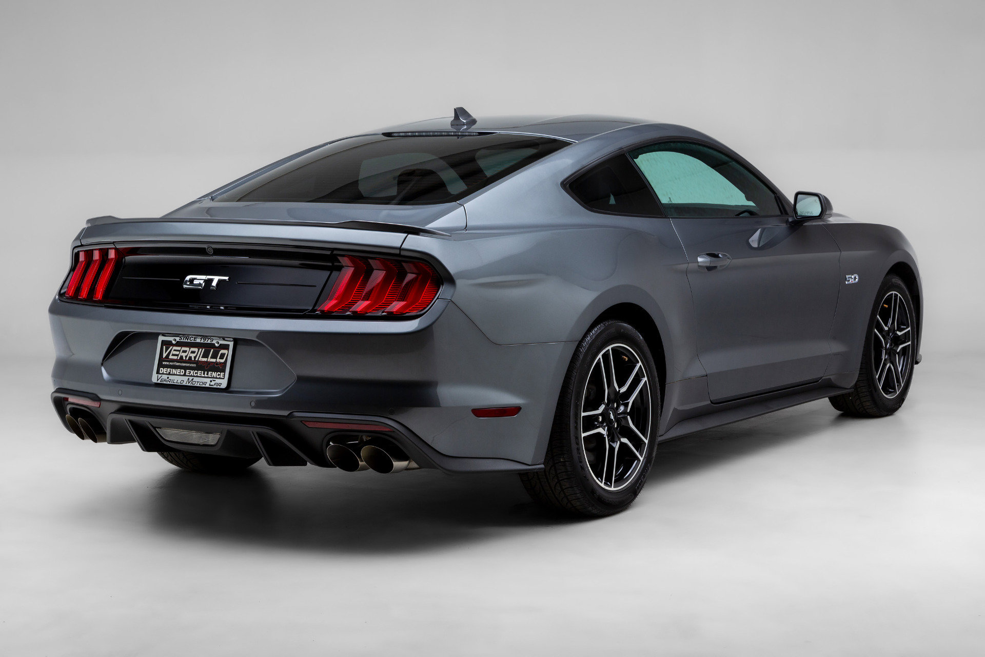 Used 2022 Ford Mustang GT Premium image 3