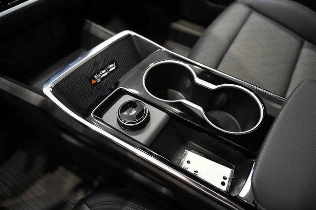 New 2026 Chevrolet Equinox LT w/ Convenience Package II image 18