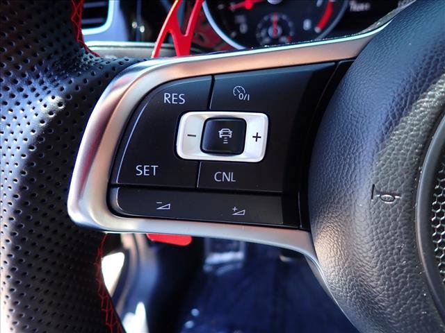 Used 2018 Volkswagen GTI Autobahn FWD image 16