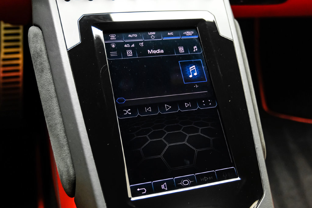 Used 2020 Lamborghini Huracan EVO AWD/4WD image 32