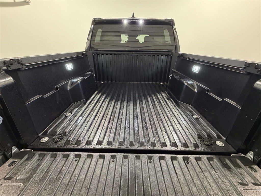Used 2025 Toyota Tacoma TRD Sport image 12
