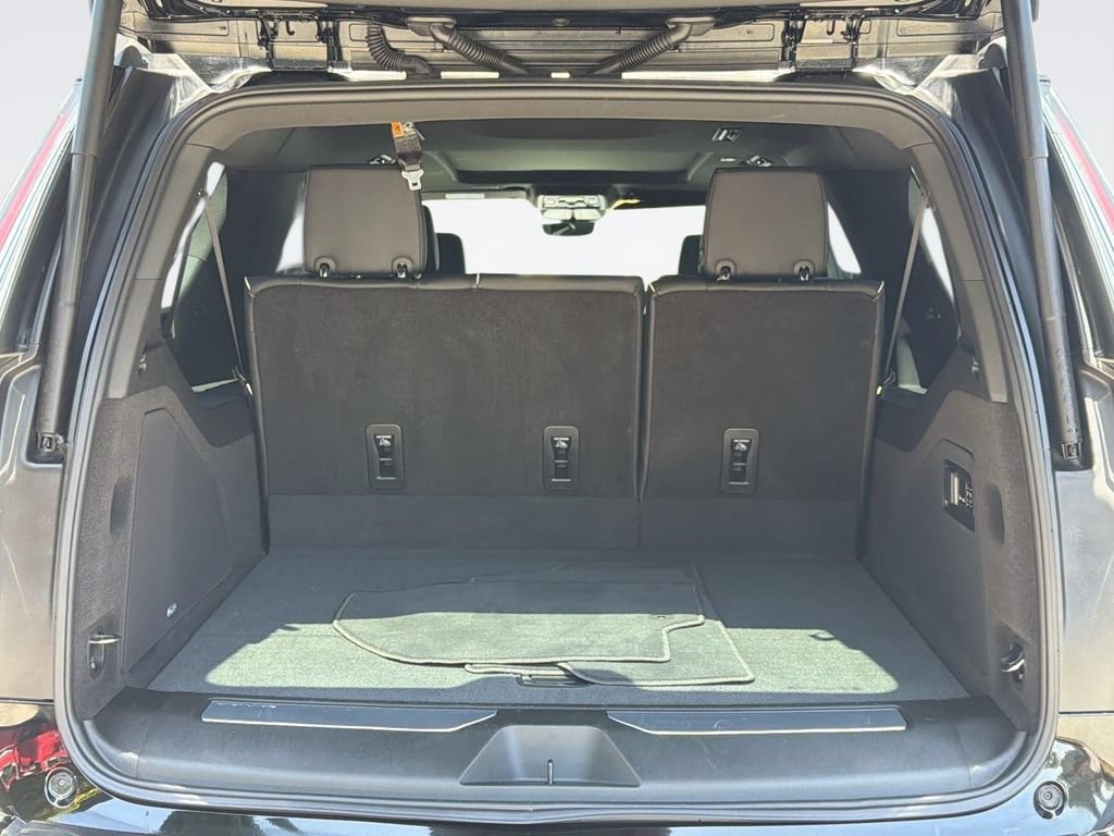 Certified 2026 Cadillac Escalade ESV Luxury AWD/4WD image 30