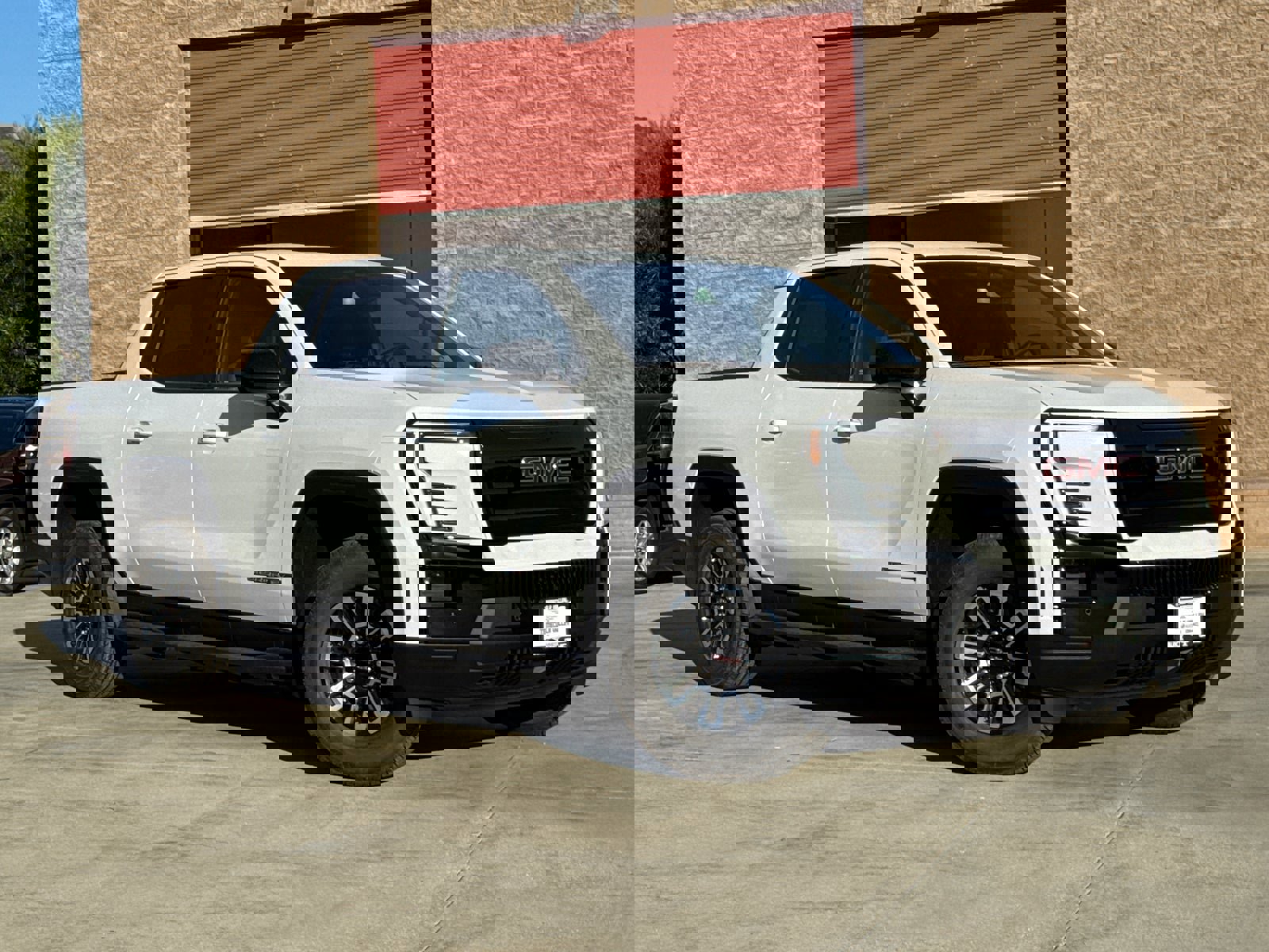 Used 2026 GMC Sierra EV Elevation image 2