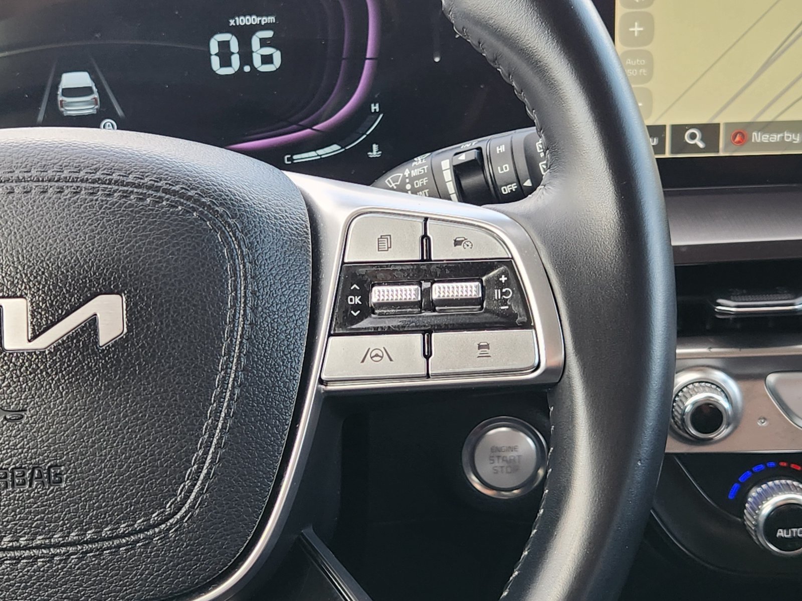 Used 2024 Kia Telluride LX FWD image 32