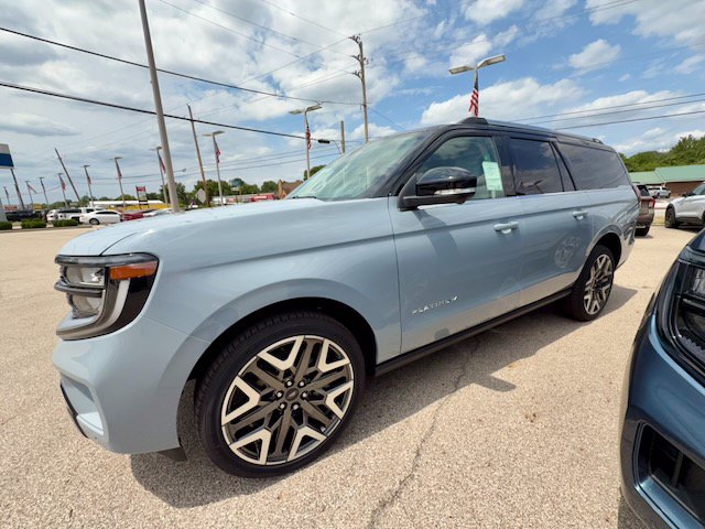 New 2027 Ford Expedition Max Platinum w/ Platinum Ultimate Package AWD/4WD image 4