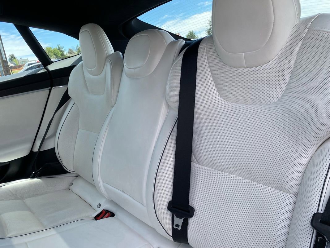 Used 2022 Tesla Model S Plaid AWD/4WD image 23