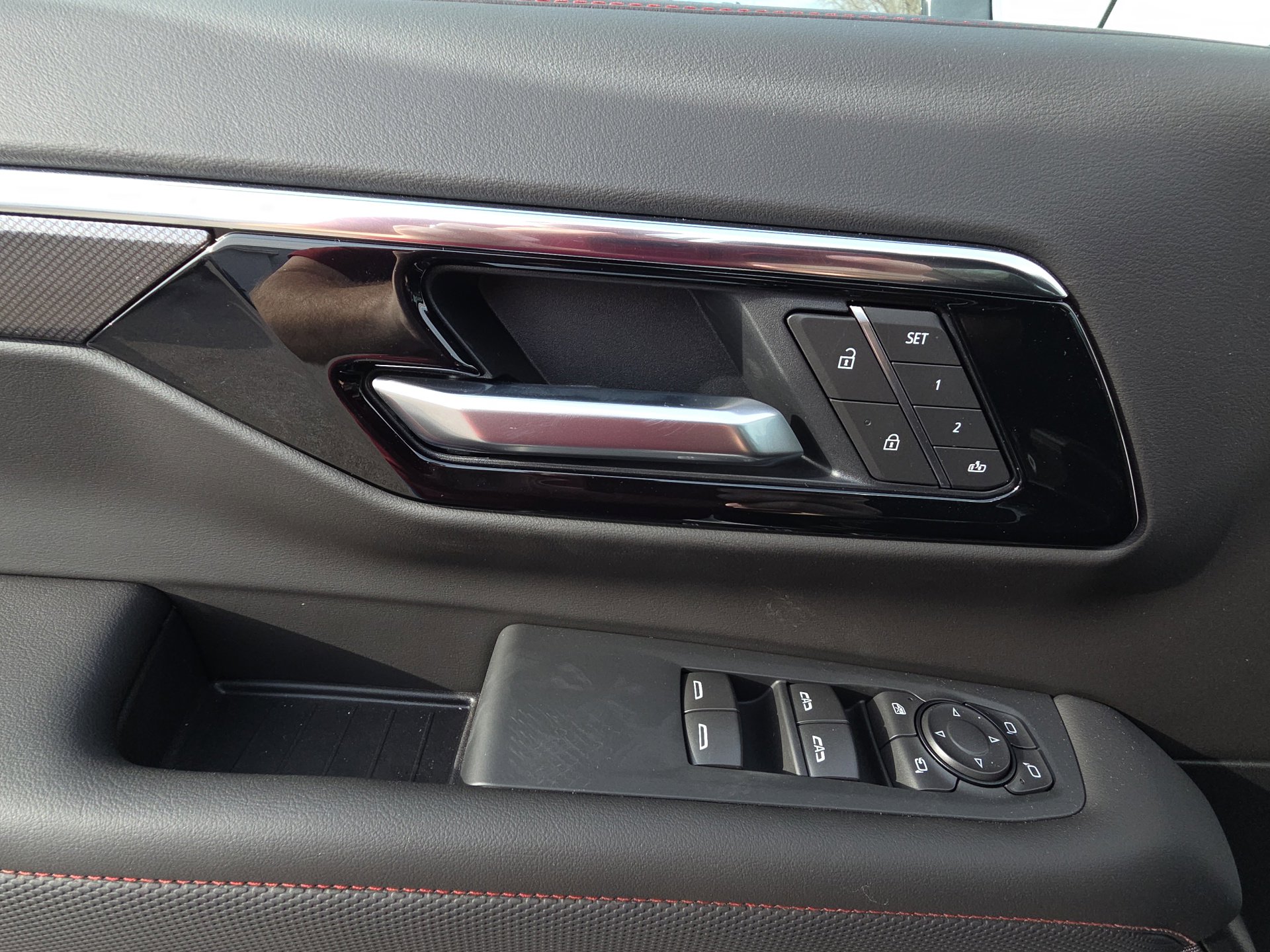 New 2026 Chevrolet Tahoe RST w/ RST Capability Package image 13