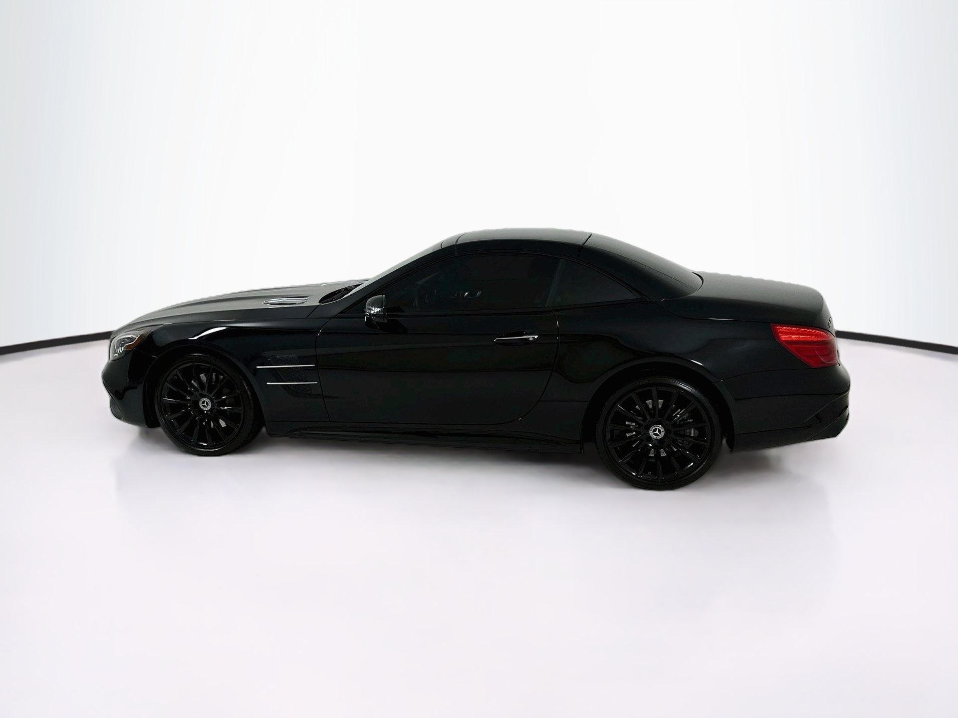 Used 2017 Mercedes-Benz SL 450 image 5