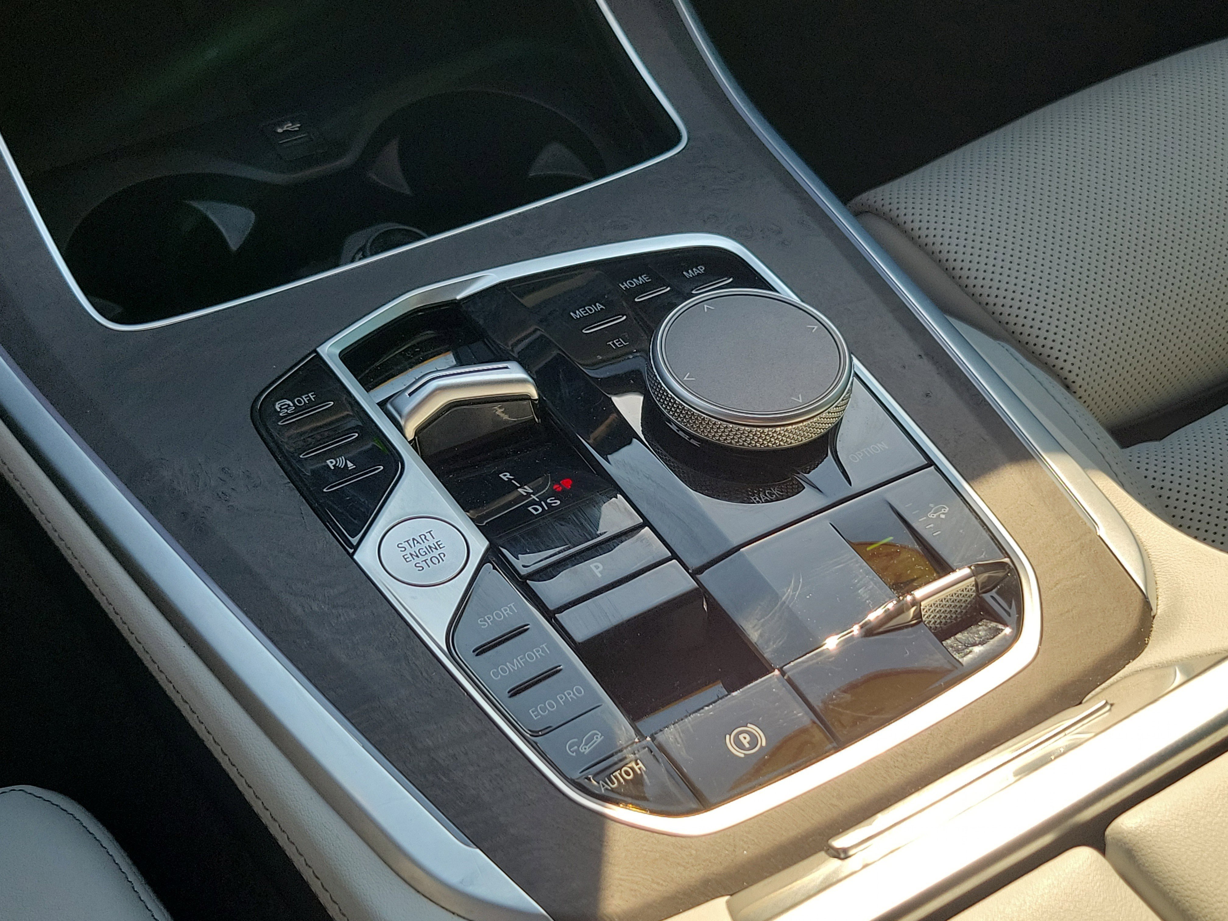 Used 2025 BMW X5 xDrive40i w/ Premium Package image 30