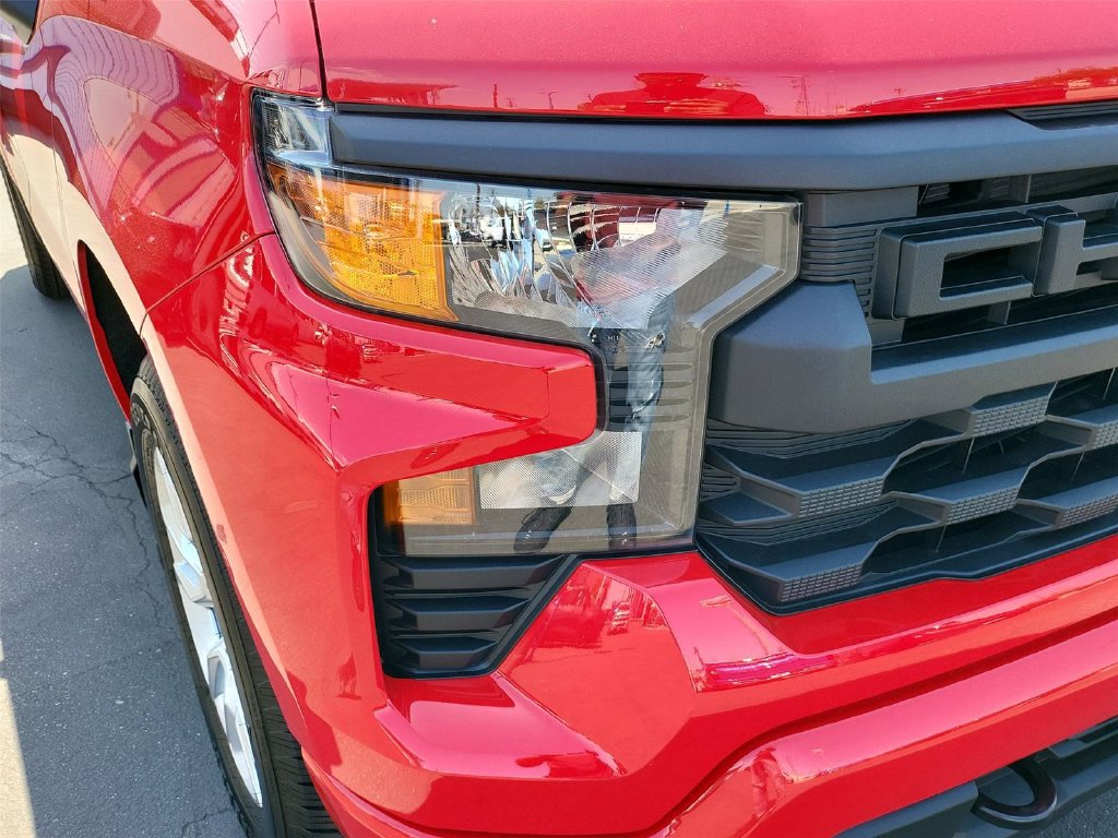 Certified 2022 Chevrolet Silverado 1500 Custom RWD image 32
