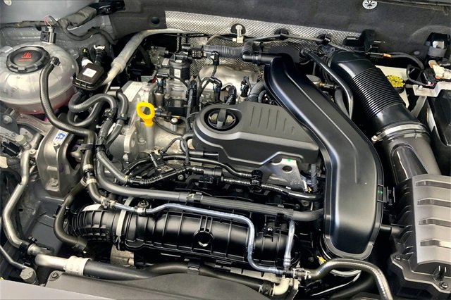 Certified 2023 Volkswagen Taos SE w/ Panoramic Sunroof Package image 31