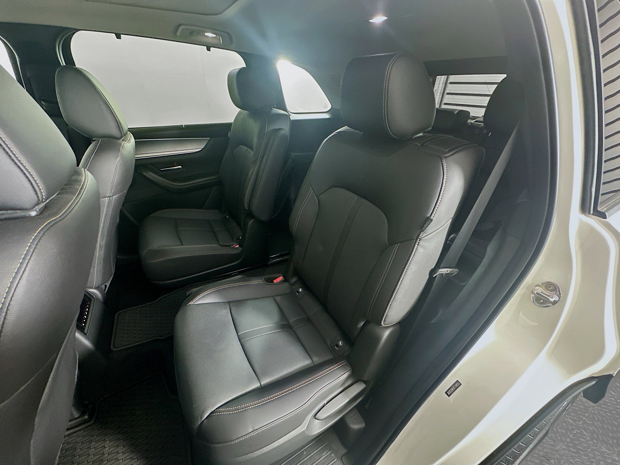 Used 2024 MAZDA CX-90 Plug-In Hybrid w/ Premium Pkg AWD/4WD image 29