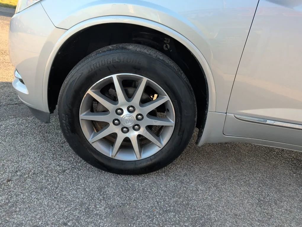 Used 2017 Buick Enclave Convenience image 10