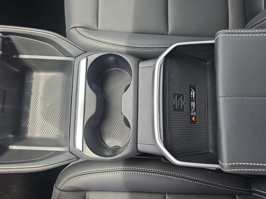 New 2027 GMC Terrain Elevation w/ Elevation Premium Package FWD image 25